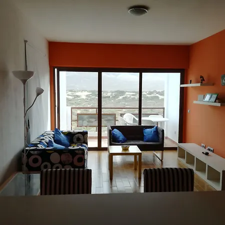 Surfhouse Famara بيت شباب Caleta De Famara