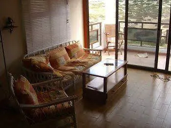 بيت شباب Surfhouse Famara *